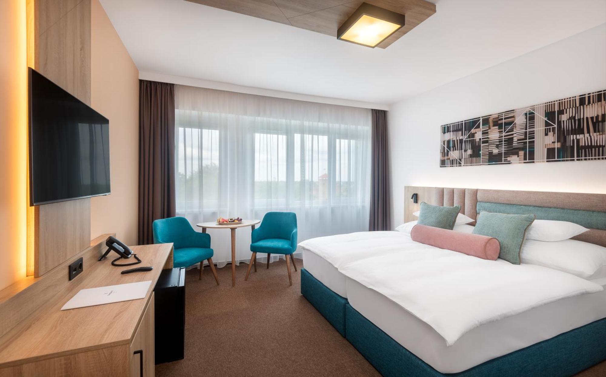 Hunguest Hotel Gyula Bagian luar foto
